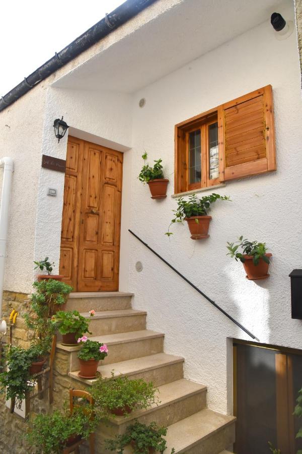 Al Vico Primo - Boutique Apartment Pietrapertosa Exterior foto